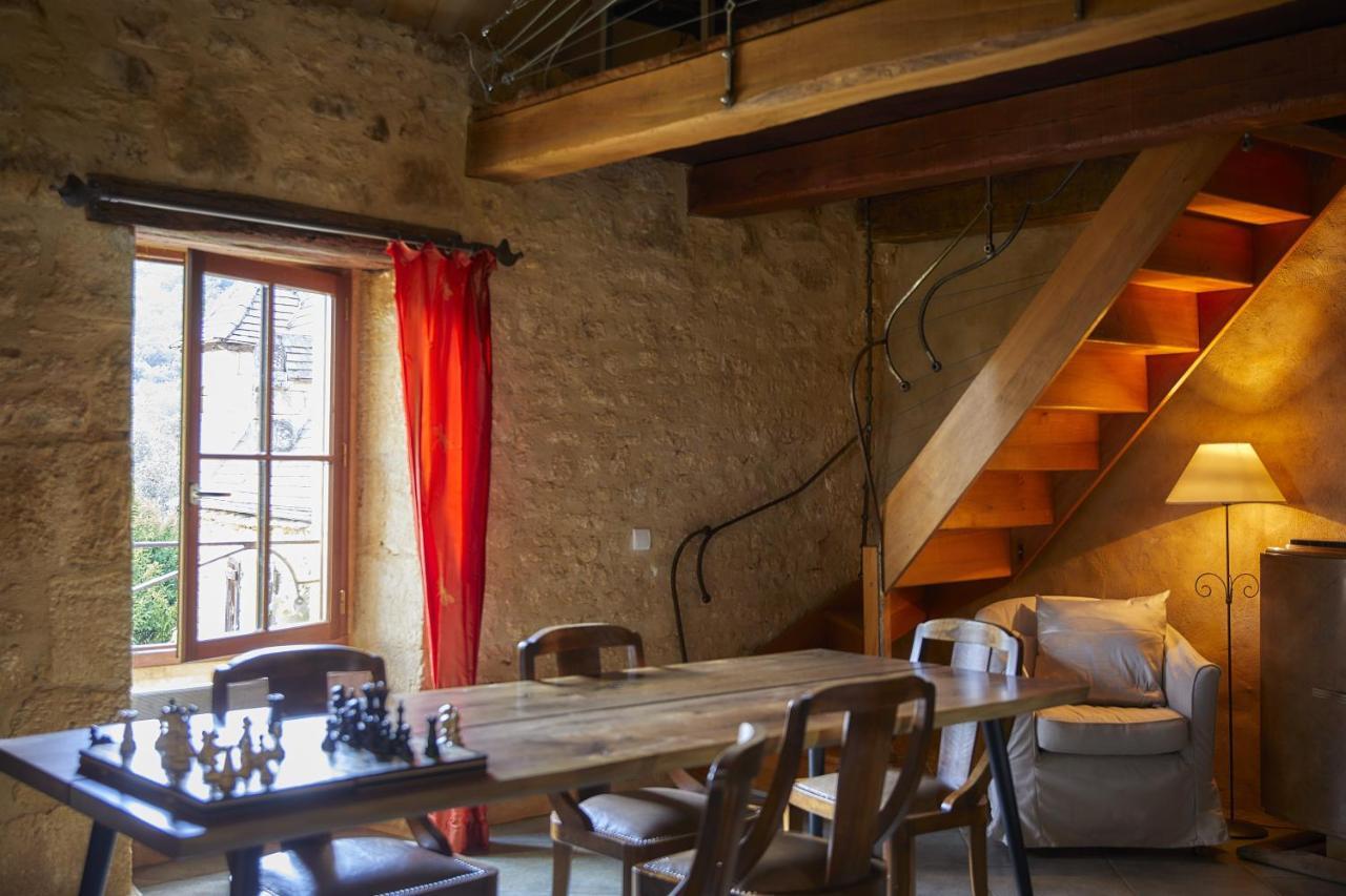 Domaine De Cantegrel - Gites De Charme Et Suite Troglodyte En Perigord Vitrac  Esterno foto